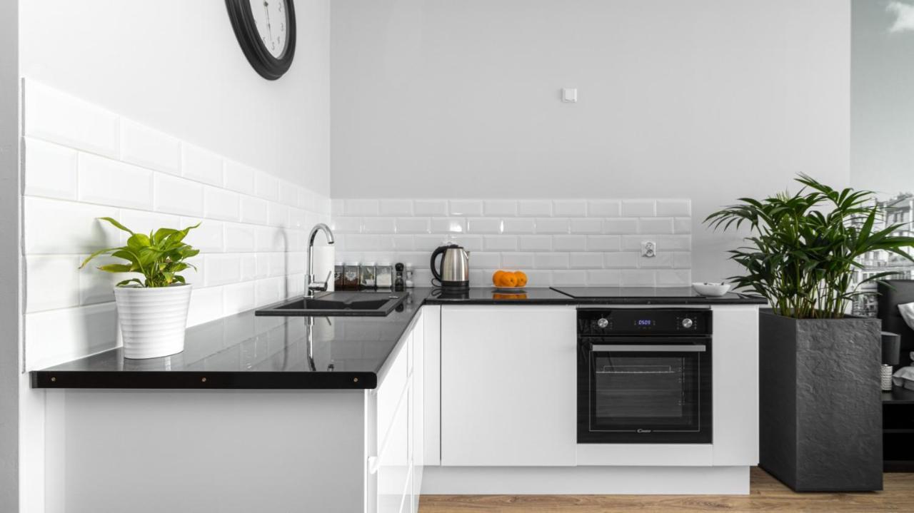 Relax Apartments - Gdansk Central & Parking Exterior photo
