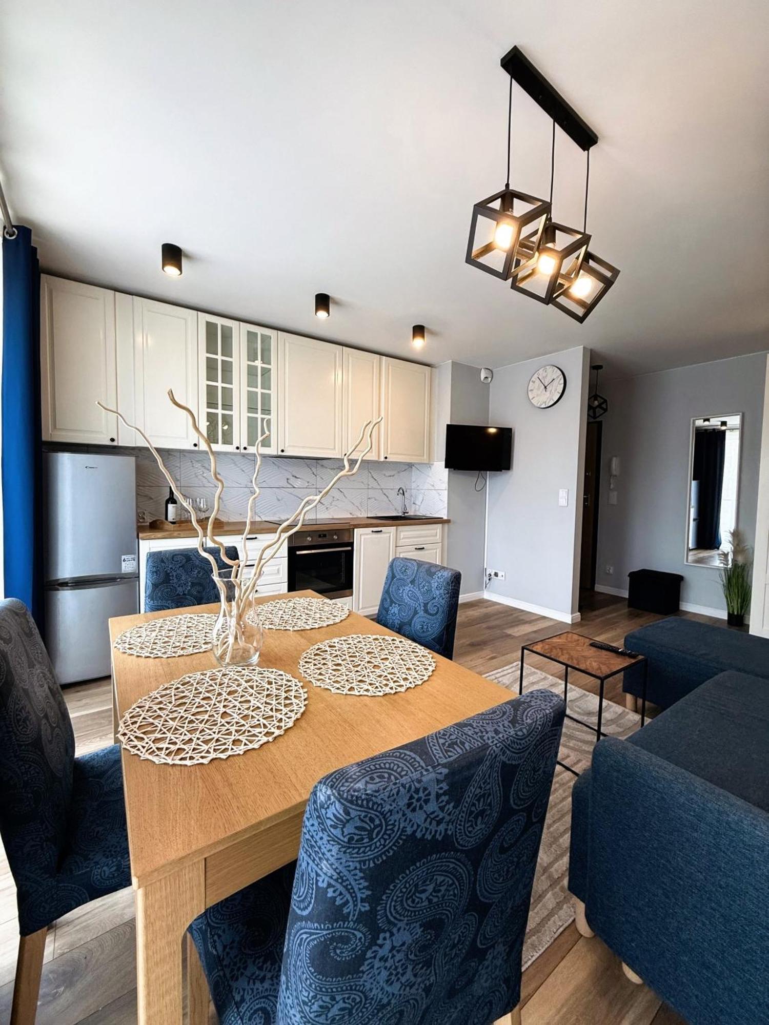 Relax Apartments - Gdansk Central & Parking Exterior photo